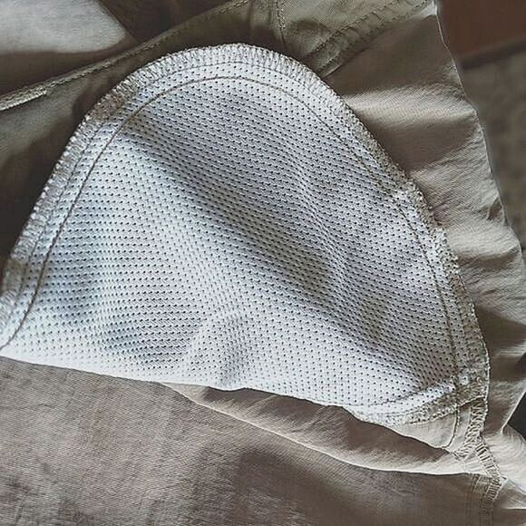 North Face nylon khaki midi hiking shorts Size 4 - Picture 9 of 15